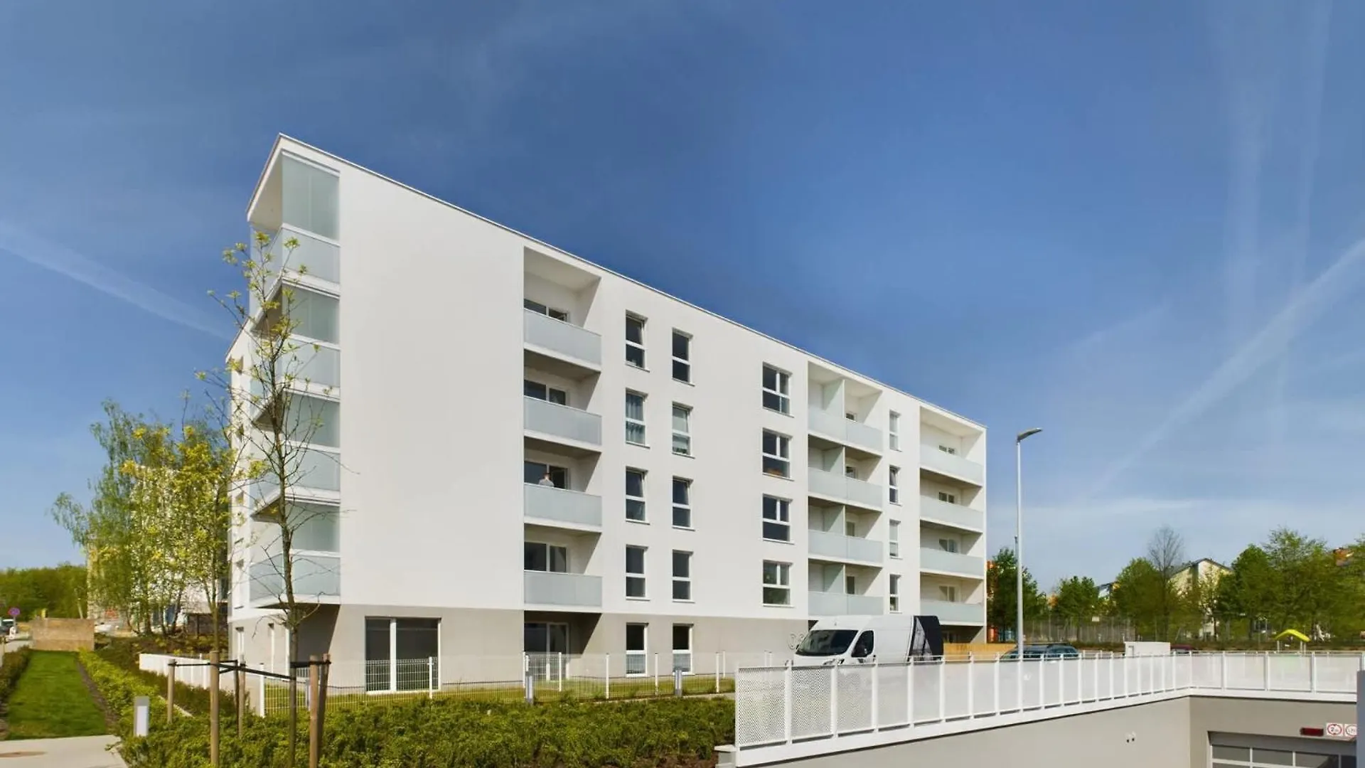 Modern & Bright Apartment Braminskiego With Parking And Balcony By Noclegi Renters Γκντανσκ
