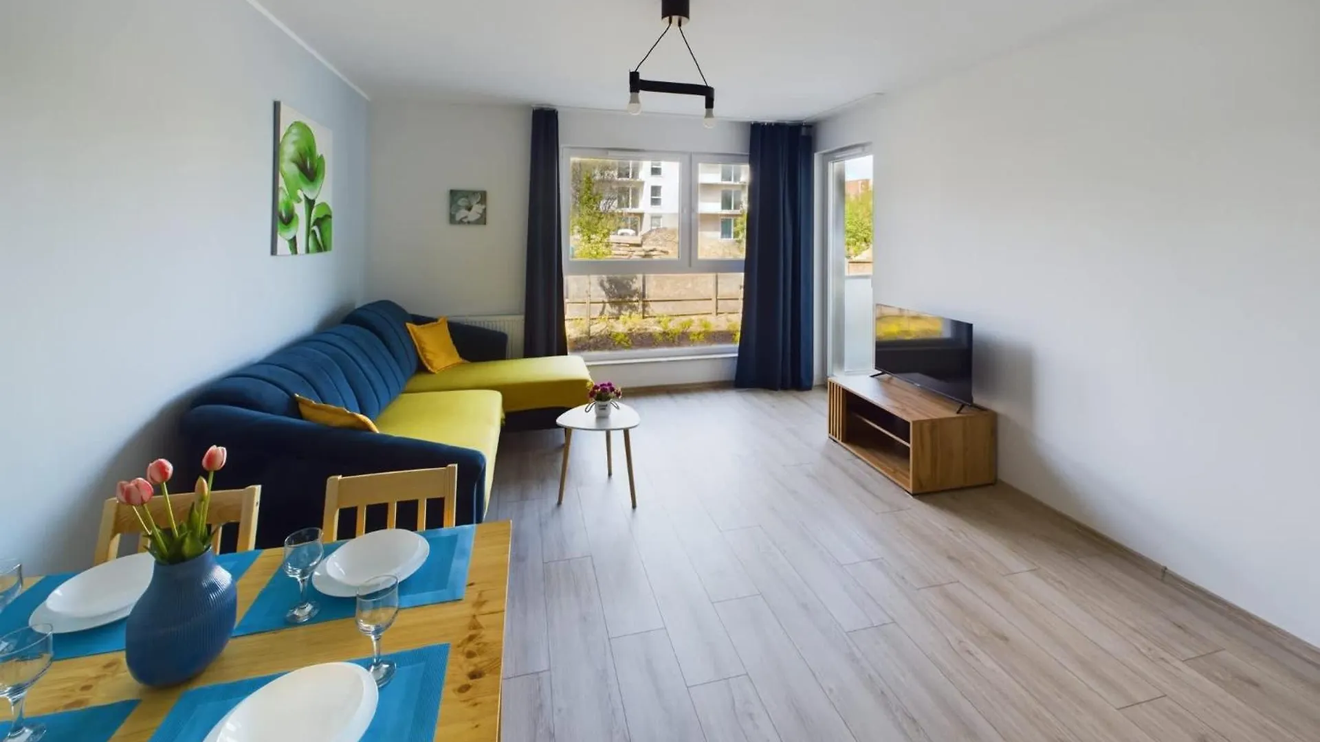 Modern & Bright Apartment Braminskiego With Parking And Balcony By Noclegi Renters Gdansk 0*,  Poland