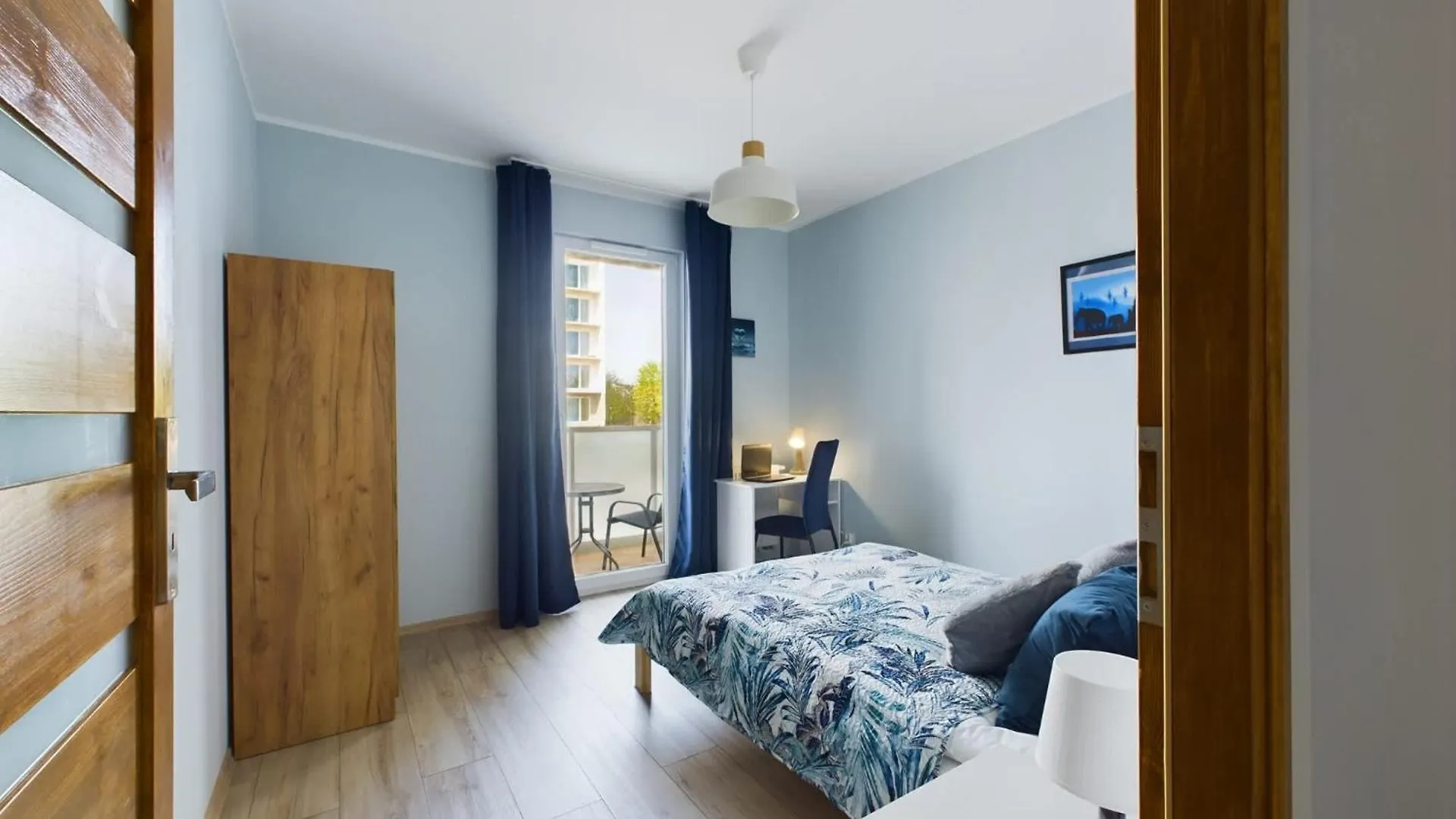 Modern & Bright Apartment Braminskiego With Parking And Balcony By Noclegi Renters Gdansk